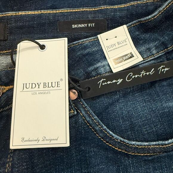 NWT Judy Blue Skinny Fit Tummy Control Top Raw Hem Jeans Size 16W - Picture 6 of 8